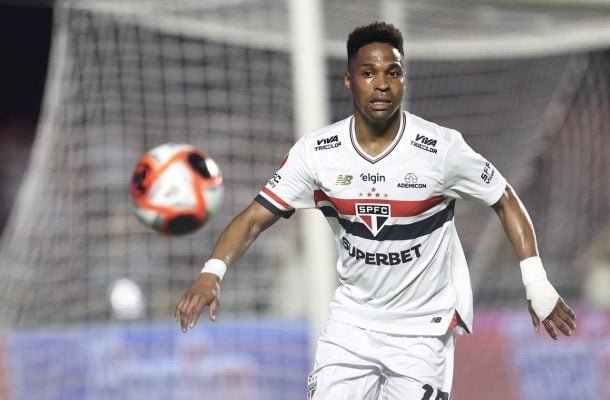 WENDELL – Boa partida. Atuou bem no apoio e teve papel importante na defesa, salvando um gol certo de Breno Lopes no primeiro tempo. Nota: 6,5. Foto: Rubens Chiri/São Paulo