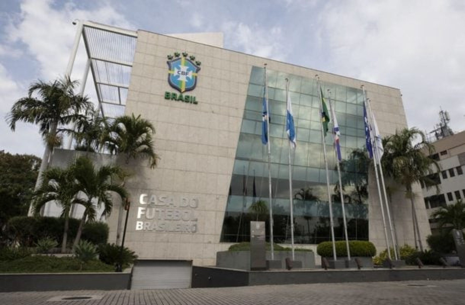 Denúncia anônima acusa funcionário da CBF de sabotagem em reunião com Itaú
