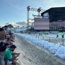 Show gratuito de Lady Gaga vira alvo de cambistas que vendem VIP por até R$ 5 mil