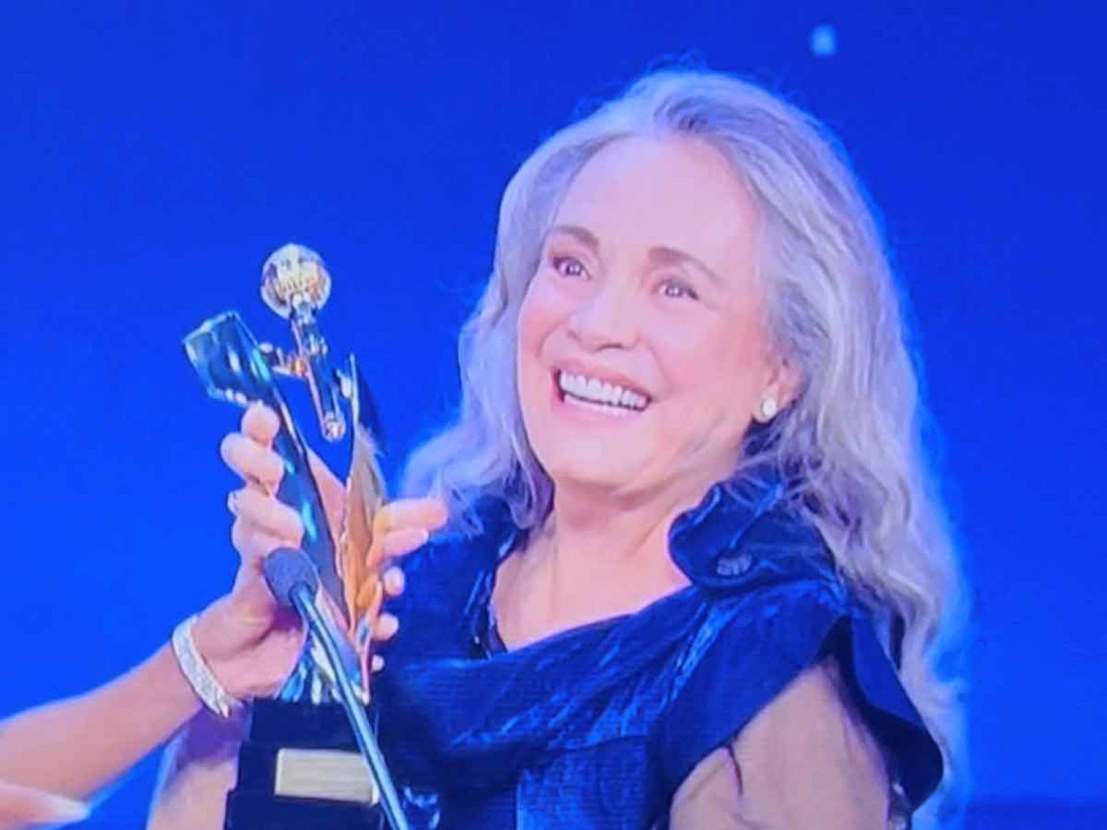 Regina Duarte agradeceu o carinho do SBT