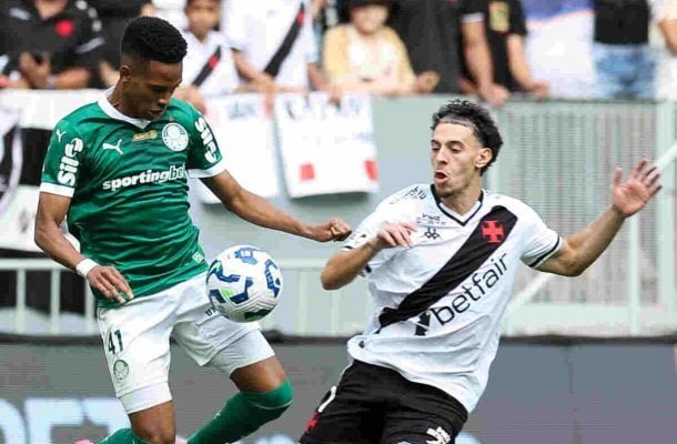 ESTÊVÃO - Fez boa partida, ainda quem sem ser brilhante. Fez linda jogada, deixando o zagueiro Luiz Gustavo no chão. Apertou e ganhou de Hugo Moura, dando assistência para Vitor Roque. NOTA 8,0. Foto: Cesar Greco/Palmeiras/by Canon