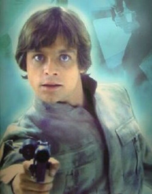 A frase “I have a bad feeling about this” ("tenho um mau pressentimento sobre isso”) é uma constante nos filmes da franquia. Foi falada pela primeira vez por Luke Skywalker no episódio "Star Wars: Episode IV Uma Nova Esperança" em 1977 e colou!