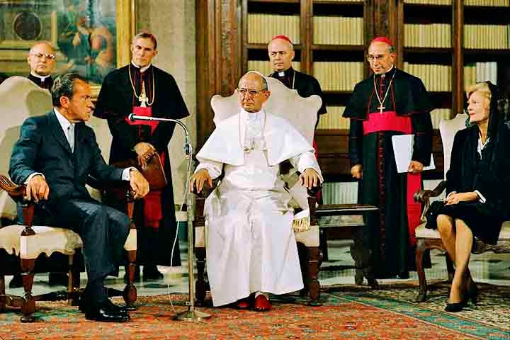 O papado de Paulo VI ficou marcado pela continuidade do trabalho do antecessor João XIII, estreitando as relações da Igreja Católica com ortodoxos, anglicanos e protestantes.
-- Domínio Público/Wikimédia Commons