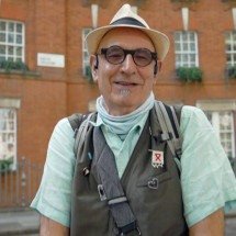 'Médicos me deram 3 meses de vida, mas passaram-se 40 anos' - BBC