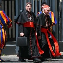 Os 15 cardeais 'papáveis' às vésperas do conclave