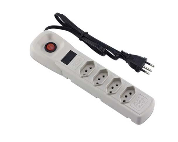 O ideal Ã© usar filtro de linha - uma rÃ©gua com vÃ¡rias entradas e um interruptor. Se houver sobrecarga, o equipamento age como disjuntor, interrompendo a energia.