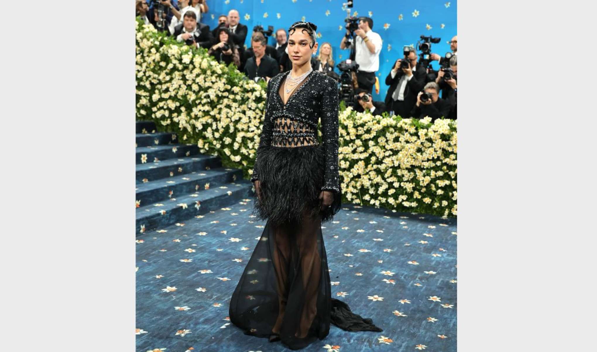 Dua Lipa
-Getty Images / Vogue