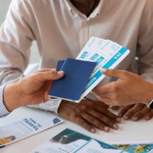 Como tirar o passaporte: valores, etapas e o que mudou no processo - Freepik