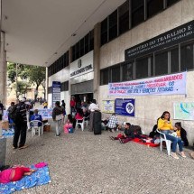 Comunidade ocupa prédio da União em BH e pede regularização do território - Edesio Ferreira/EM/D.A Press