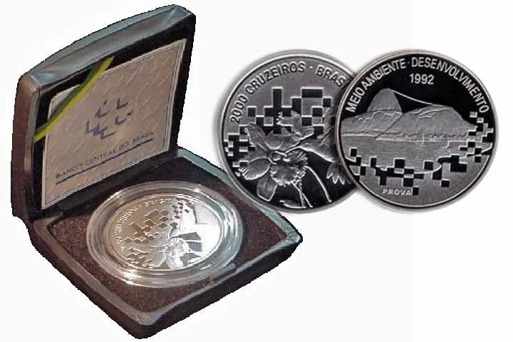1992: Foram fabricadas 30 mil moedas no valor de 2 mil cruzeiros em homenagem ao tema da Conferência das Nações Unidas realizada no Rio de Janeiro em 1992.