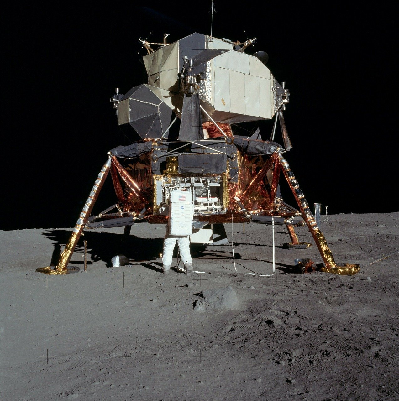 Amostras foram trazidas para a Terra pelos astronautas que estiveram na Lua há mais de meio século na Missão Apollo.