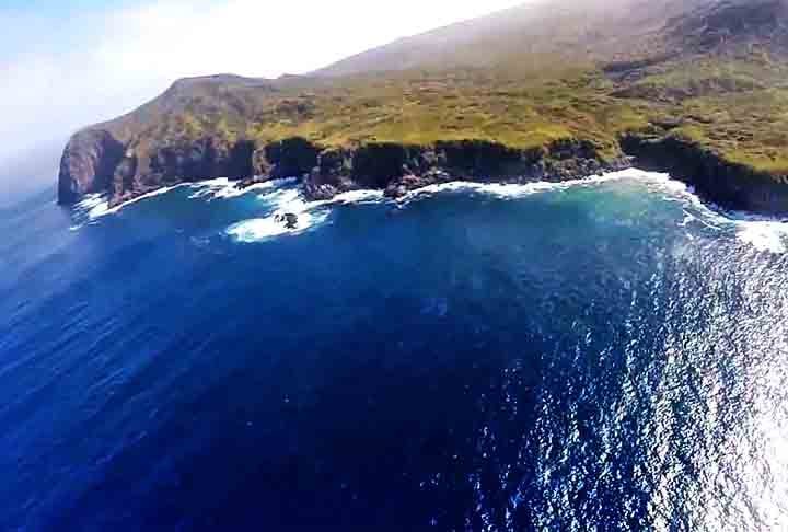 Segundo dados oficiais da Unesco, a Ilha Inacessível e outras do arquipélago de Gough são algumas das mais intocáveis do mundo e possuem apenas 98 km².