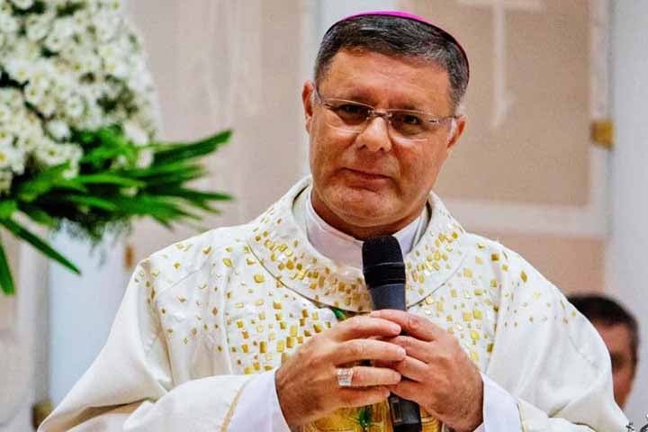 Arcebispo de Brasília desde outubro de 2020, Paulo Cezar Costa foi nomeado cardeal pelo Papa Francisco e fará sua estreia em um conclave. 
