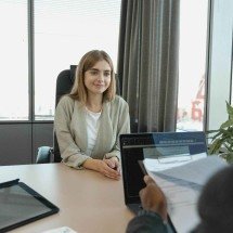 Segundo estudos, aparência pode impactar entrevista de emprego - DINO