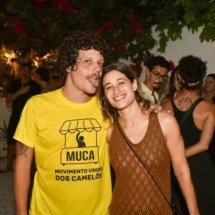 Luisa Arraes prestigia show de Chico Chico, apontado como seu novo affair - Tupi - Pablo Oliveira