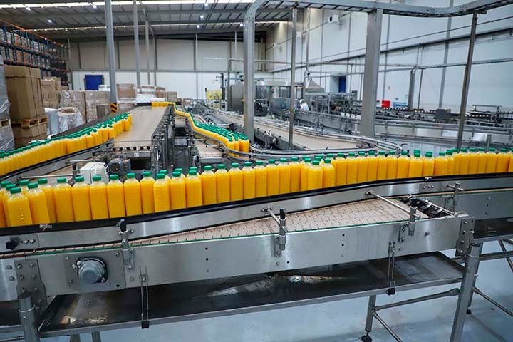 Seu sabor refrescante e suas propriedades nutritivas tornam a laranja uma excelente escolha para quem deseja manter uma alimentaÃ§Ã£o equilibrada e saudÃ¡vel.