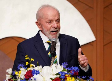  No Brasil e na Europa, a aproximação de Lula com Putin é tóxica para a opinião pública e demais chancelarias -  (crédito: Kazuhiro Nogi/AFP)