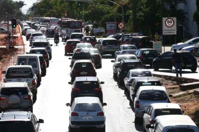 O valor mínimo das parcelas é de R$200 -  (crédito: Antonio Cruz/Agência Brasil)