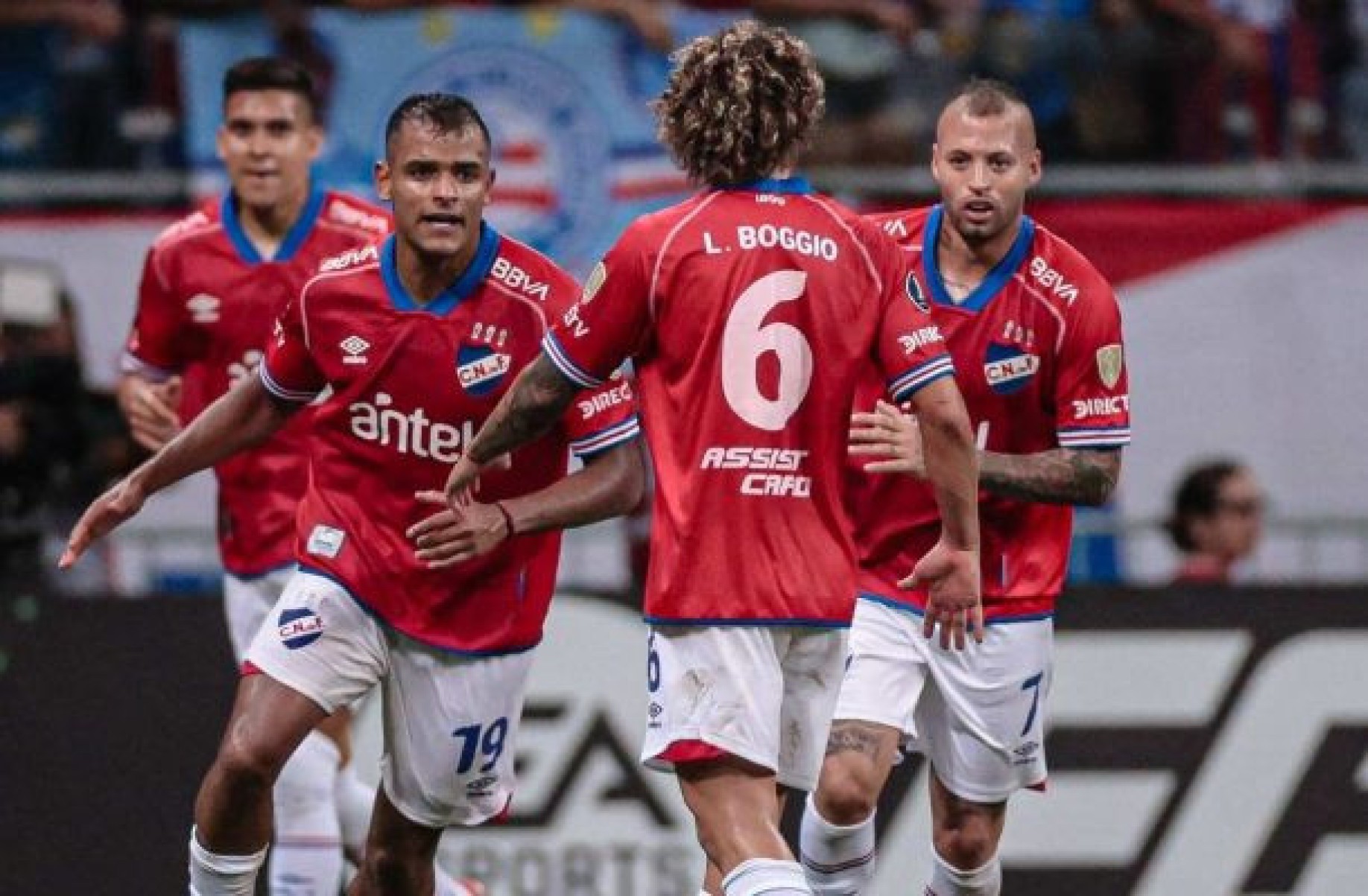 Pela Libertadores, Bahia toma a virada do Nacional na Fonte Nova Pela Libertadores, Bahia toma a virada do Nacional na Fonte Nova