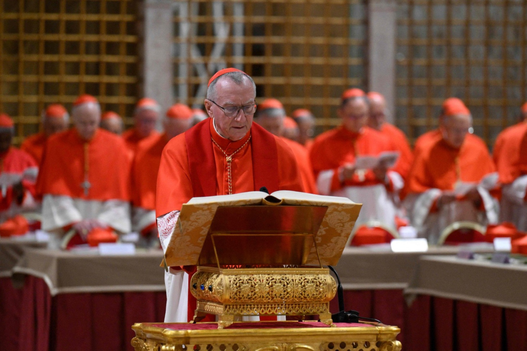 A Santa Sé não forneceu informações sobre os custos do conclave iniciado nesta quarta-feira (7/05) e se limitou a lembrar que não haverá nenhum 'patrocinador' publicitário -  (crédito: Simone Risoluti/AFP)