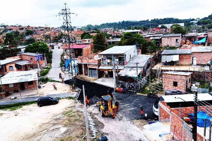 20º lugar: Grande Vitória, em Manaus, capital do Amazonas - 26.733 moradores em 2022, ano em que ocorreu o censo do IBGE.

