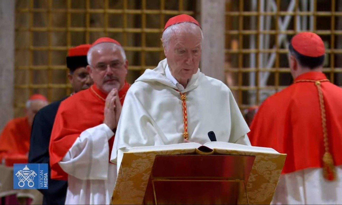 Cardeais do rito oriental têm permissão para usar vestes de suas regiões durante o Conclave-Reprodução/Vatican Media