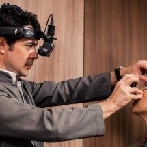 Tecnologia corrige vista cansada e elimina uso de óculos - DINO