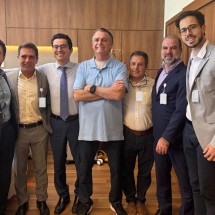 Conheça o médico de pequena cidade de MG que cuidou de Bolsonaro - Arquivo Pessoal/DivulgaÃ§Ã£o