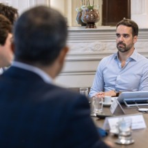 Eduardo Leite confirma saída do PSDB e filiação ao PSD de Kassab