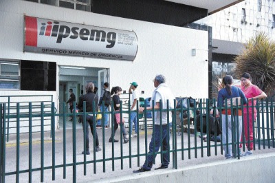 Pronto-socorro do Hospital Governador Israel Pinheiro, do Ipsemg: reajuste das contribuições elevou arrecadação a R$ 700 mi ao ano -  (crédito: Gladyston Rodrigues/EM/D.A Press)