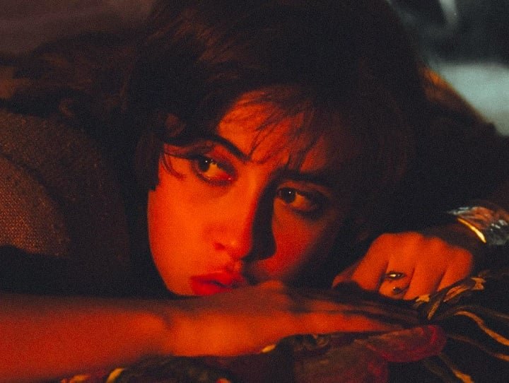 Por "Eu Sei Que Vou Te Amar" (1986), dirigido por Arnaldo Jabor, a brasileira foi eleita melhor atriz nos Festivais de Cinema de Cannes e de Cuba.
