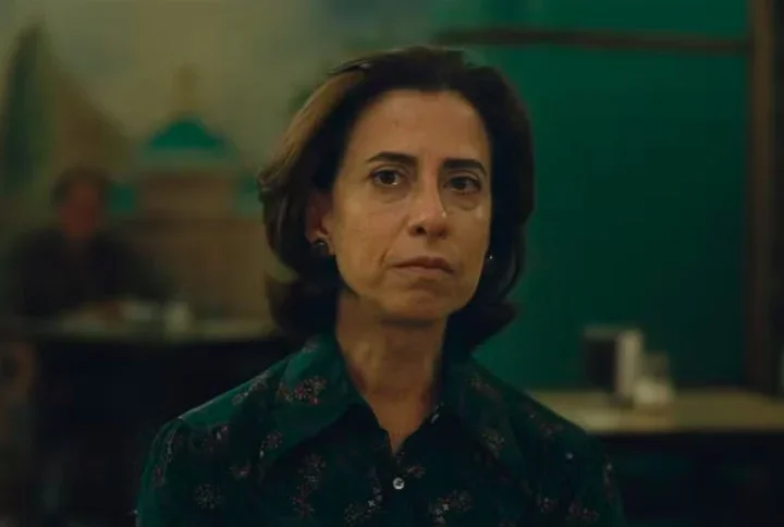 Em 2024, sua interpretação de Eunice Paiva em "Ainda Estou Aqui", dirigido por Walter Salles, rendeu aclamação internacional e se tornou um dos papéis de maior destaque na sua carreira.
