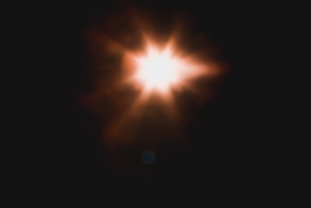Segundo a NASA, a probabilidade de colisão é de 1 em 43. A agência mantém o alerta, classificando o asteroide como nível "3" na Escala de Risco de Turim.