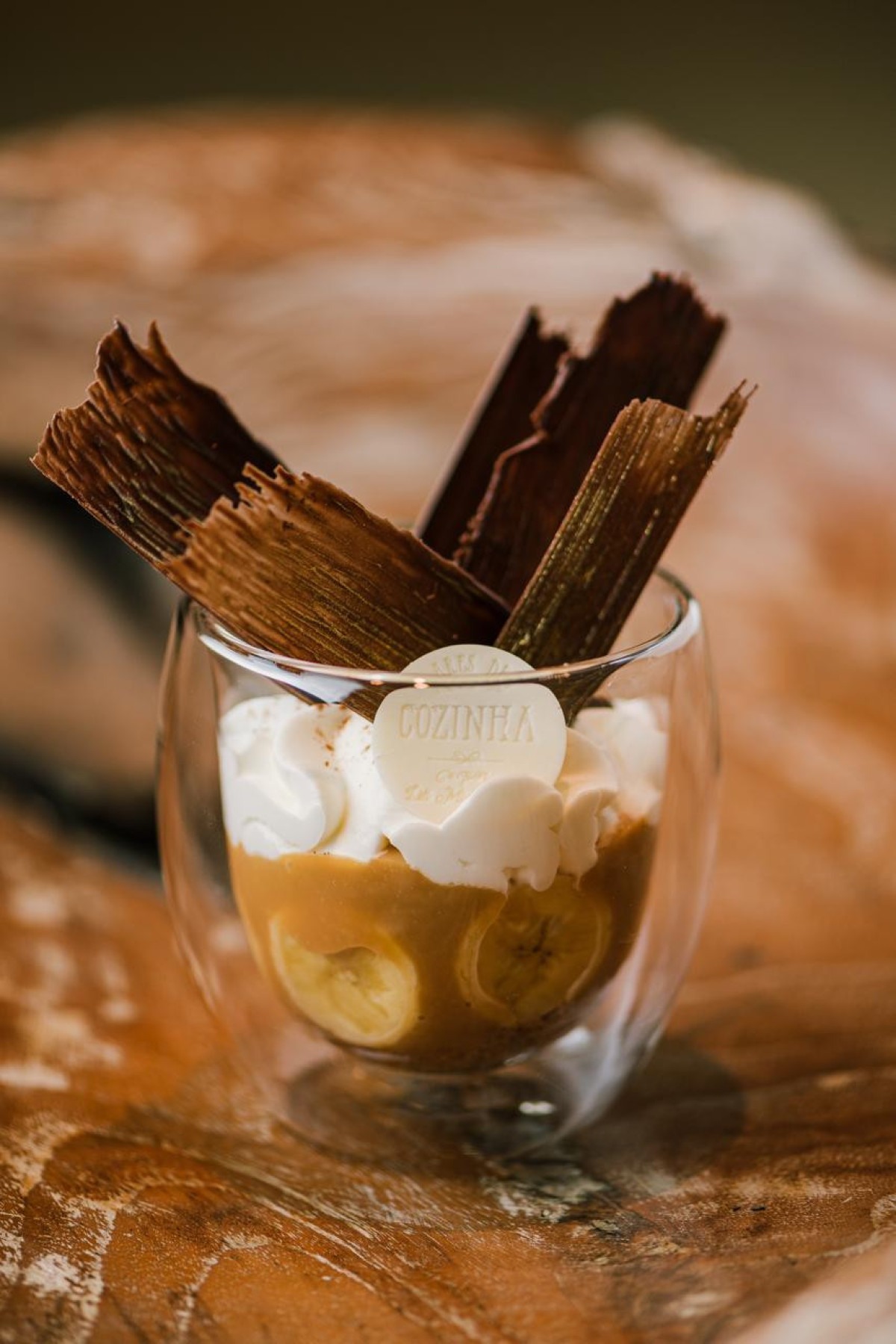 A clássica banoffee pode ser prepara em porções individuais para ganhar um toque especial