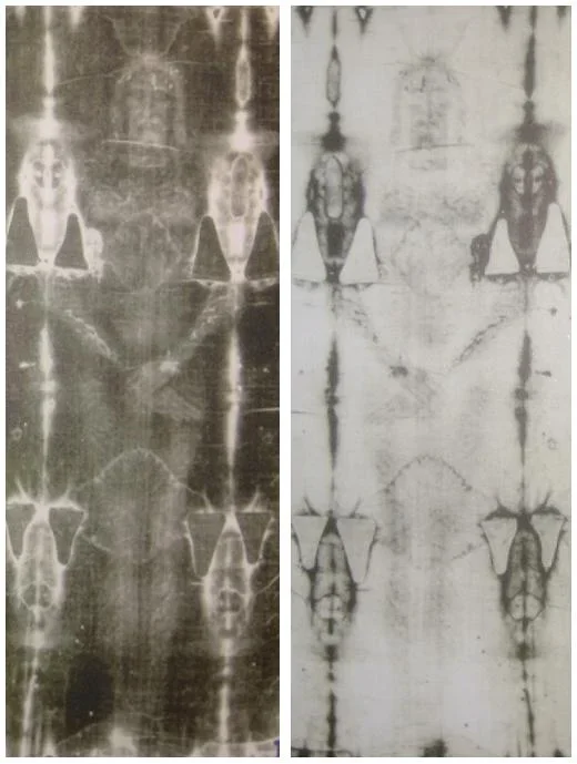 Alguns creem que seja uma relíquia sagrada autêntica, enquanto outros acreditam que seja uma falsificação medieval. Em 1973, o Sudário de Turim foi submetido à análise de uma junta de cientistas e eles afirmaram que as manchas no tecido eram gotículas de tinta ocre. 