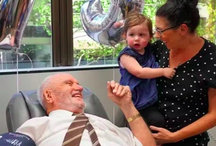 "Ele sempre disse que não dói, e a vida que você salva pode ser a sua", acrescentou Tracey.