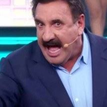 Ratinho se revolta com o Troféu Imprensa e ameaça deixar o SBT - Tupi - Pablo Oliveira