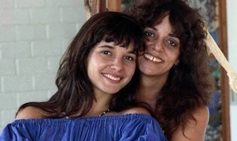 Na época do assassinato, Guilherme de Pádua assediava Daniella para convencer a mãe dela, a autora Glória Perez, a aumentar o seu papel na novela. Dias antes do assassinato, ele soube que seu papel seria reduzido. 