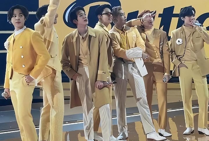 A partir de 2016, o grupo experimentou um crescimento exponencial em popularidade internacional, impulsionado por hits como "DNA", "Fake Love" e "Boy With Luv".