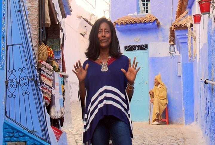 Em quatro episódios, “Glória” tem direção de Danielle França e Paulo Sampaio e vai ao ar aos domingos, após o “Fantástico”, programa em que a jornalista trabalhou por nove anos (entre 1998 e 2007). 
