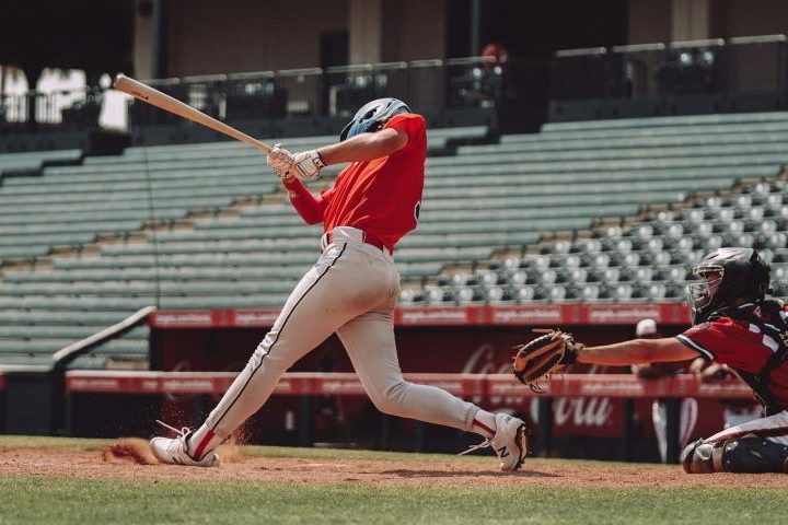 O beisebol é um esporte coletivo popular nos Estados Unidos, no Japão, na Coreia do Sul e em vários países da América Latina, como República Dominicana, Cuba, Porto Rico e Venezuela.