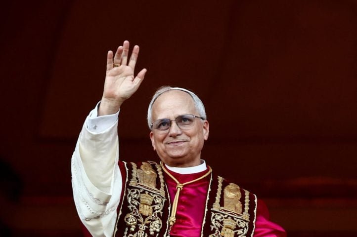 Durante a hospitalização do papa Francisco, Prevost liderou orações públicas pela recuperação do pontífice.-Wikimedia Commons/Rustyvb