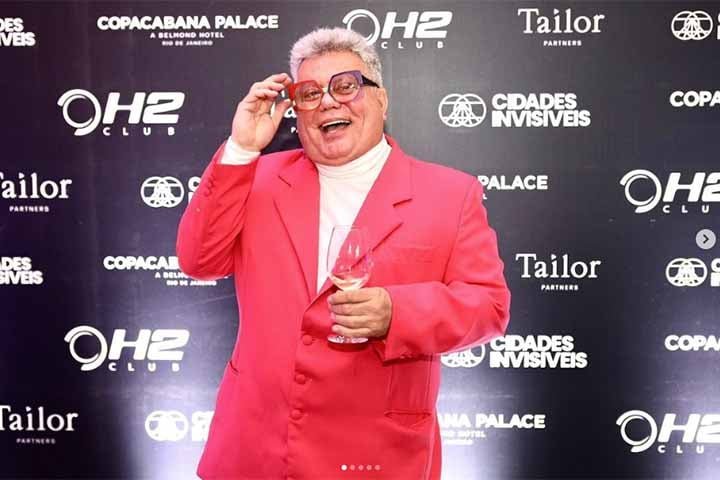 "Receber cachê elevado refresca a percepção! Você não se liga na energia térmica, mas sim no tilintar das moedas de ouro caindo no pix", respondeu Milton ao perfil.