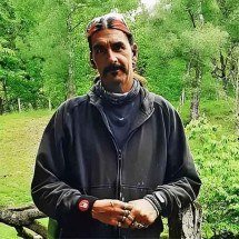 Molezinha: Alegando ‘vício’ em heavy metal, homem de 42 anos se aposenta por invalidez - Reprodução de Instagram