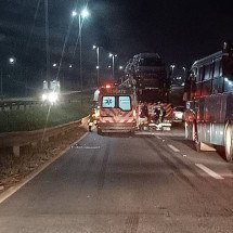 Grande BH: acidente com 5 veículos deixa feridos e trava trânsito na BR-381 - Rafael Arruda/EM/DA. Press