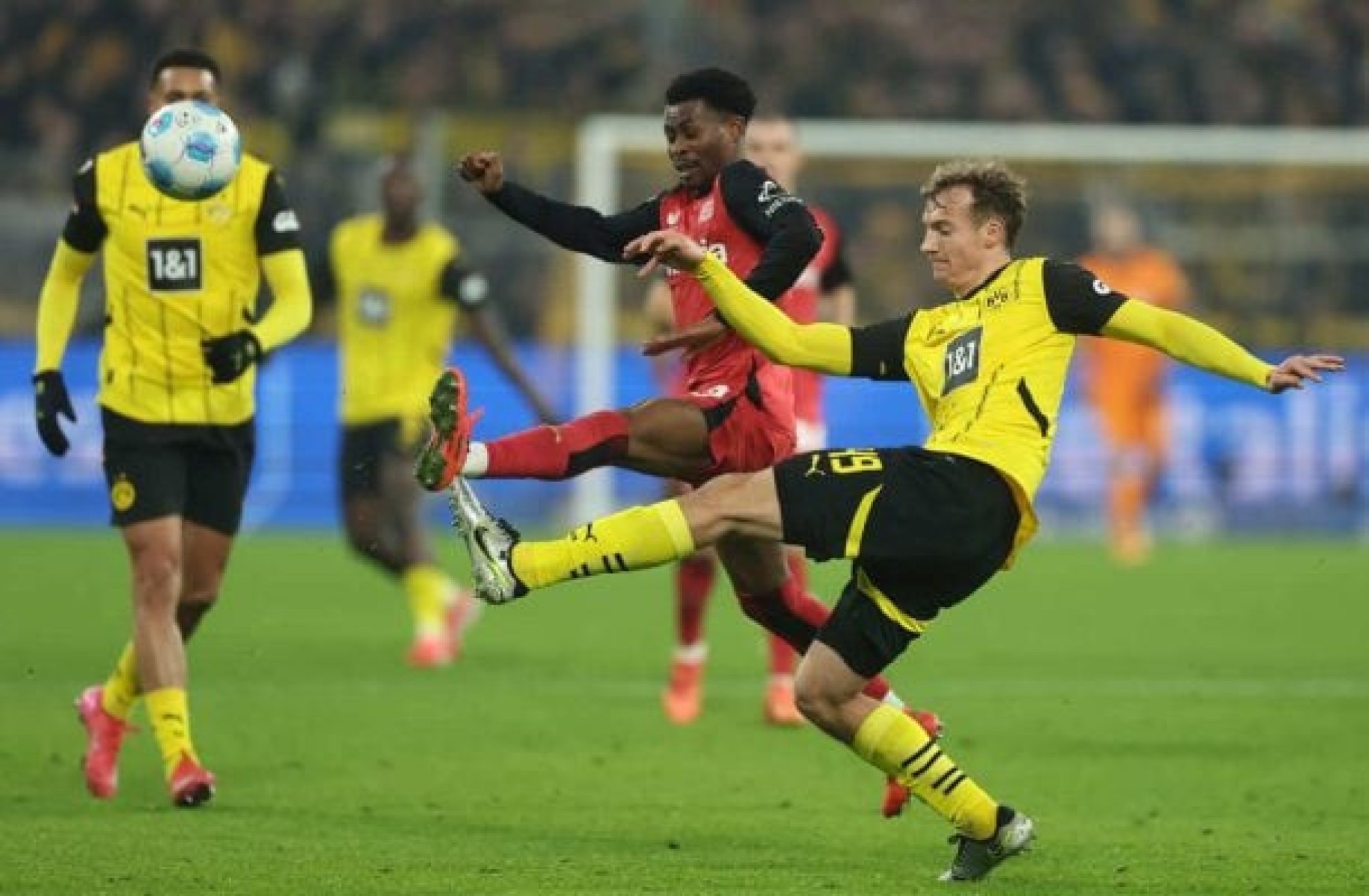 Leverkusen x Dortmund: onde assistir, escalações e arbitragem