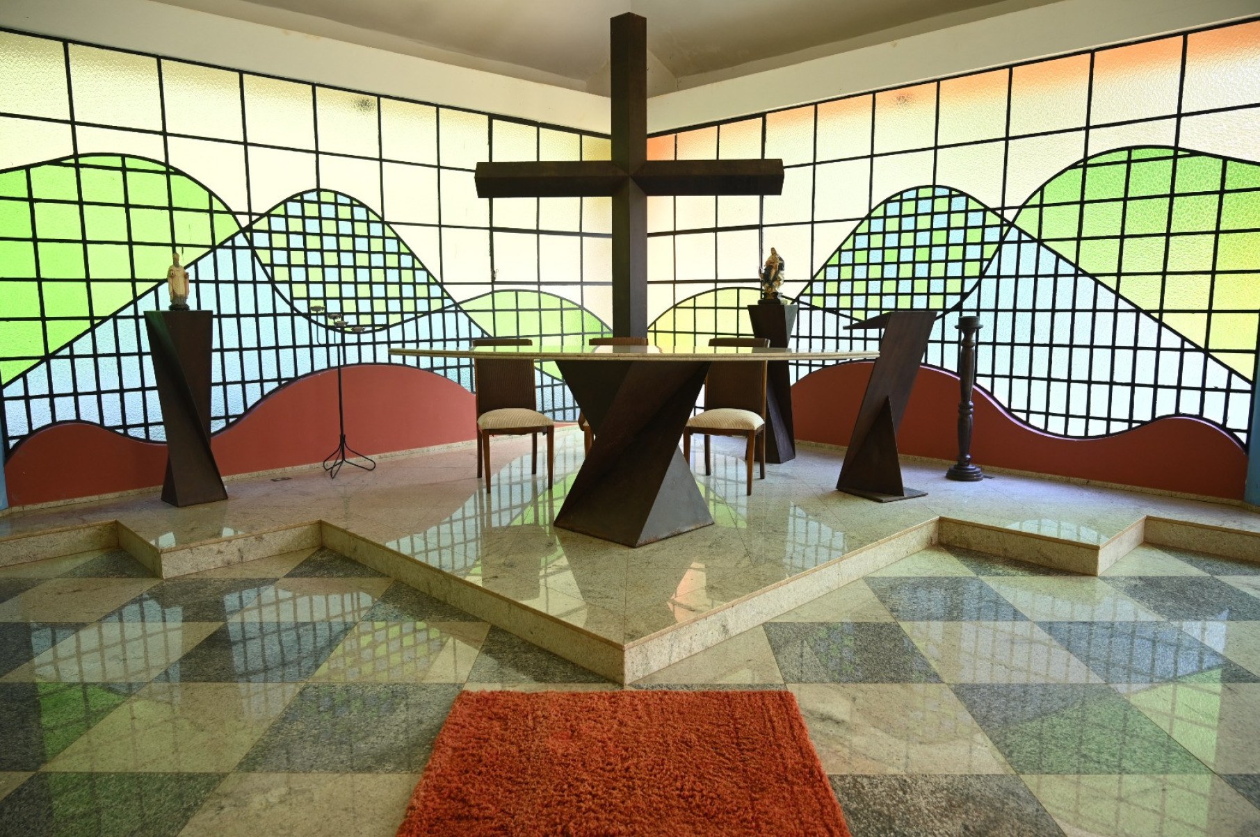 Capela do Centro Agostiniano em Ecologia Integral em Mário Campos, onde Prevost celebrou missa em 2012-Leandro Couri/EM/D.A Press