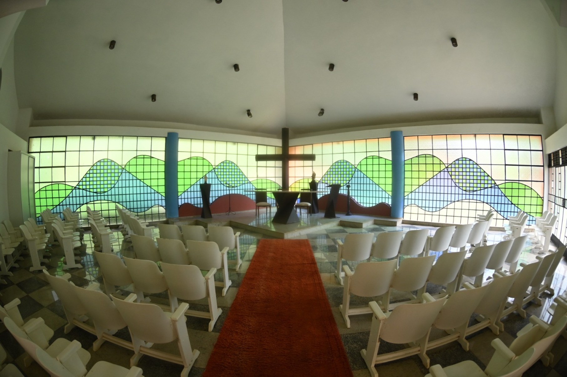 Capela do Centro Agostiniano em Ecologia Integral em Mário Campos, onde Prevost celebrou missa em 2012-Leandro Couri/EM/D.A Press