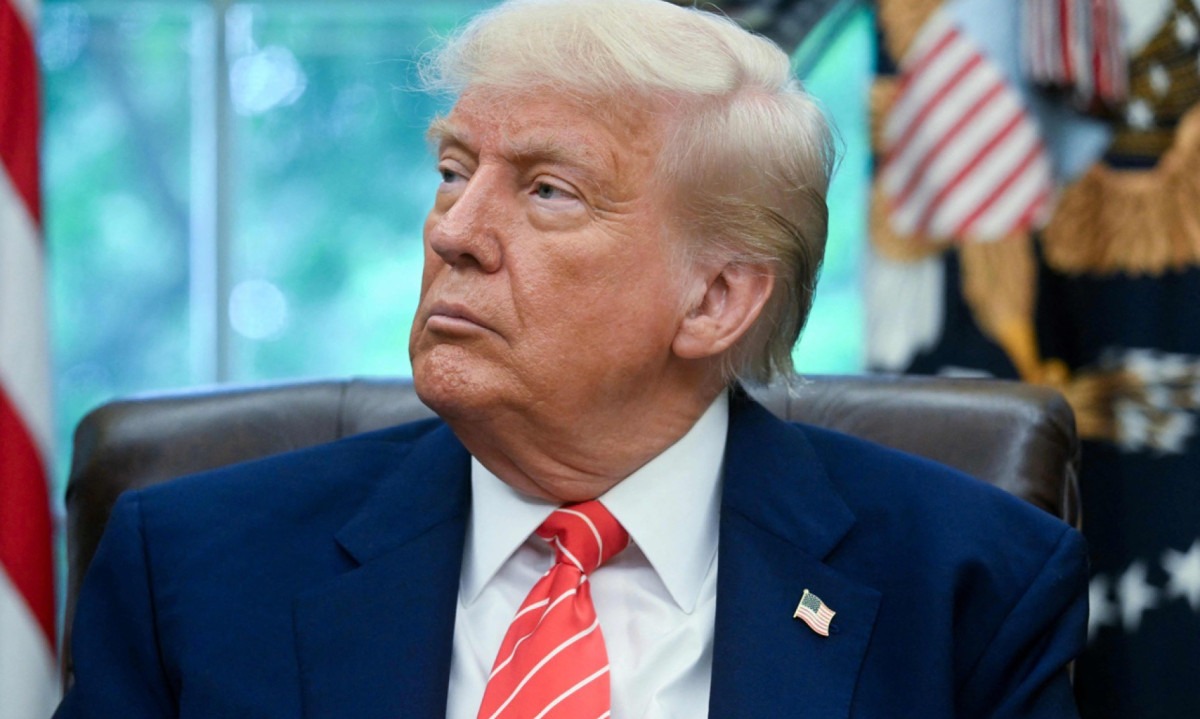 "A sombra da ameaça que Trump representa para o equilíbrio geopolítico e a economia globais levou os parlamentares alemães à cautela e os eleitores australianos a repelirem os conservadores" - (crédito: Jim Watson/AFP) "A sombra da ameaça que Trump representa para o equilíbrio geopolítico e a economia globais levou os parlamentares alemães à cautela e os eleitores australianos a repelirem os conservadores" - (crédito: Jim Watson/AFP)