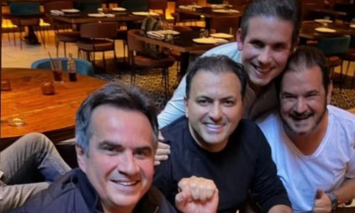 Senador bolsonarista Ciro Nogueira se encontra com presidente da Câmara, Hugo Motta, em Nova York; Nogueira também se reuniu com o presidente nacional do União Brasil, Antônio Rueda, Eduardo Bolsonaro, Gusttavo Lima e Guilherme Derrite -  (crédito: Reprodução/Redes Sociais)